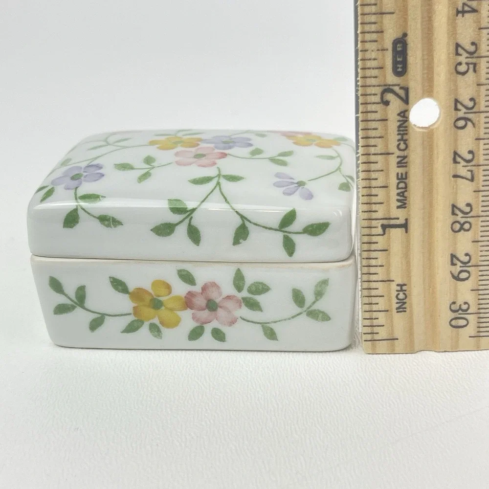 Andrea By Sadek Porcelain Floral Lidded Trinket Box Made In Japan